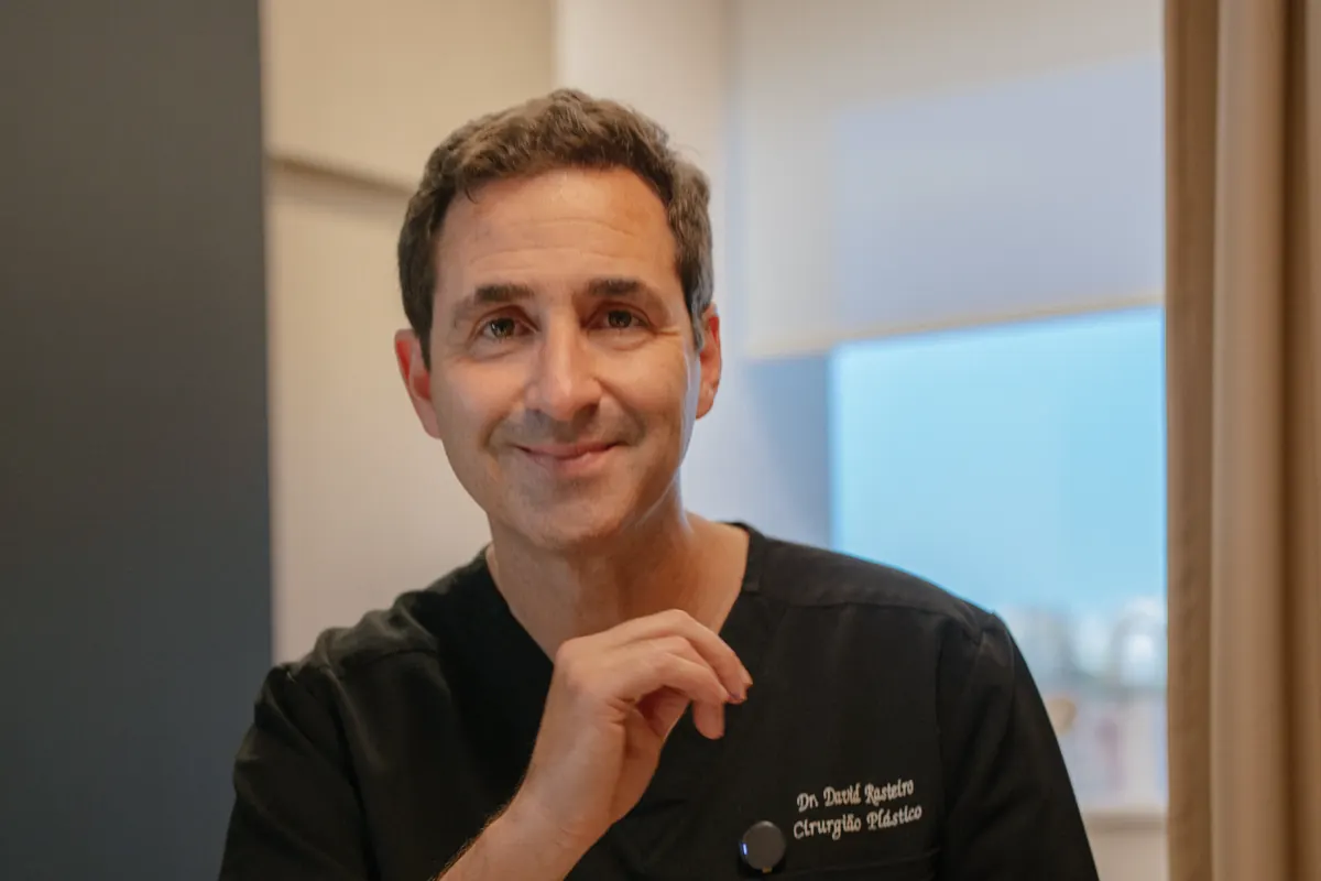 Dr. David Rasteiro